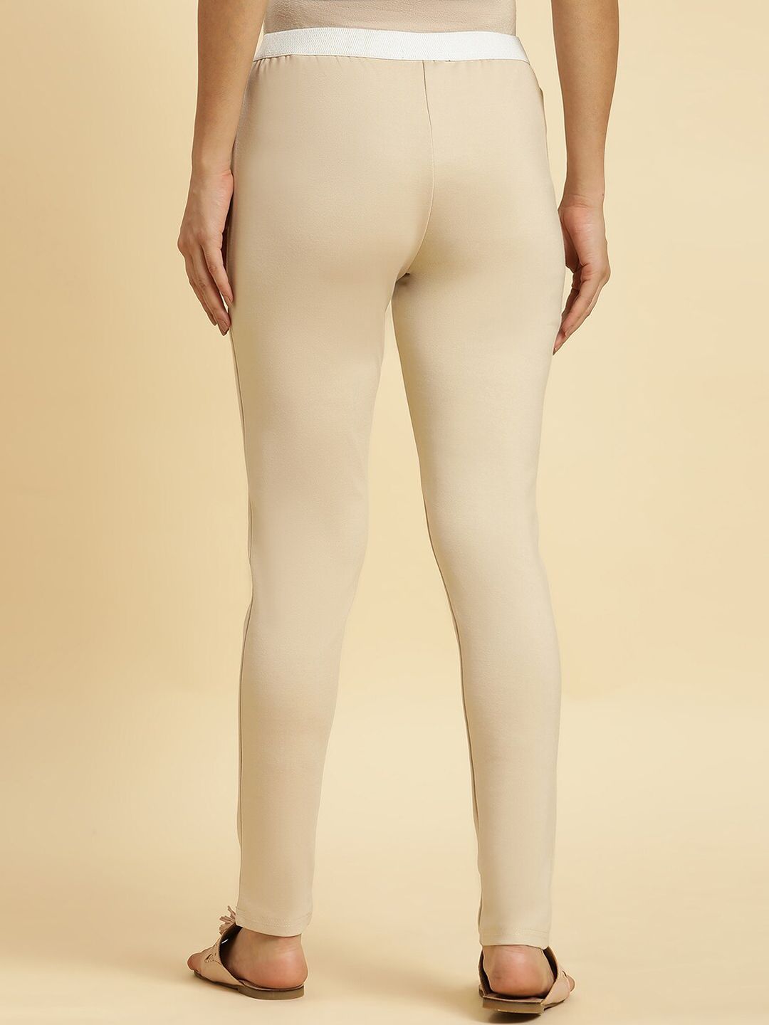 W Women Slim Fit Mid-Rise Plain Trousers