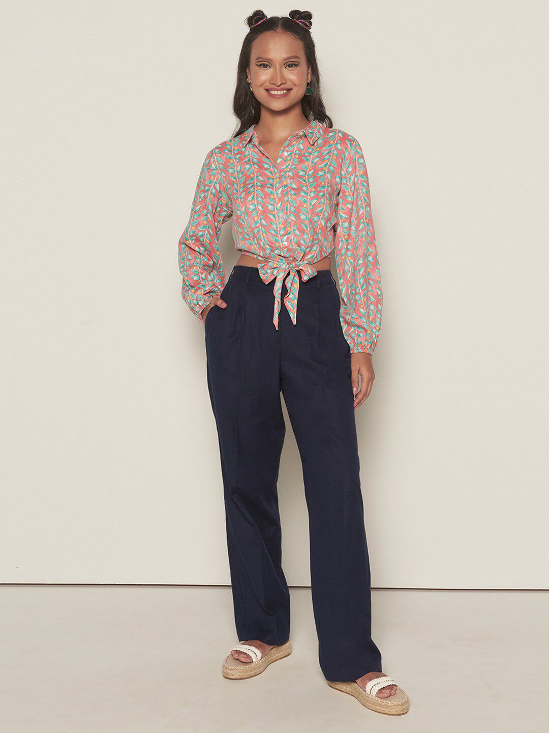 Global Desi Geometric Printed Crop Top