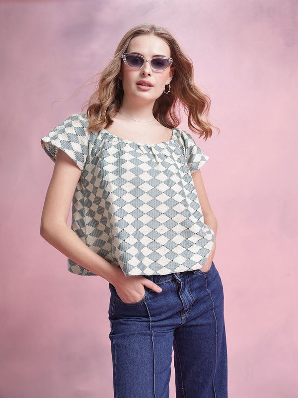 DressBerry Geometric Flutter Sleeve Crochet Boxy Top