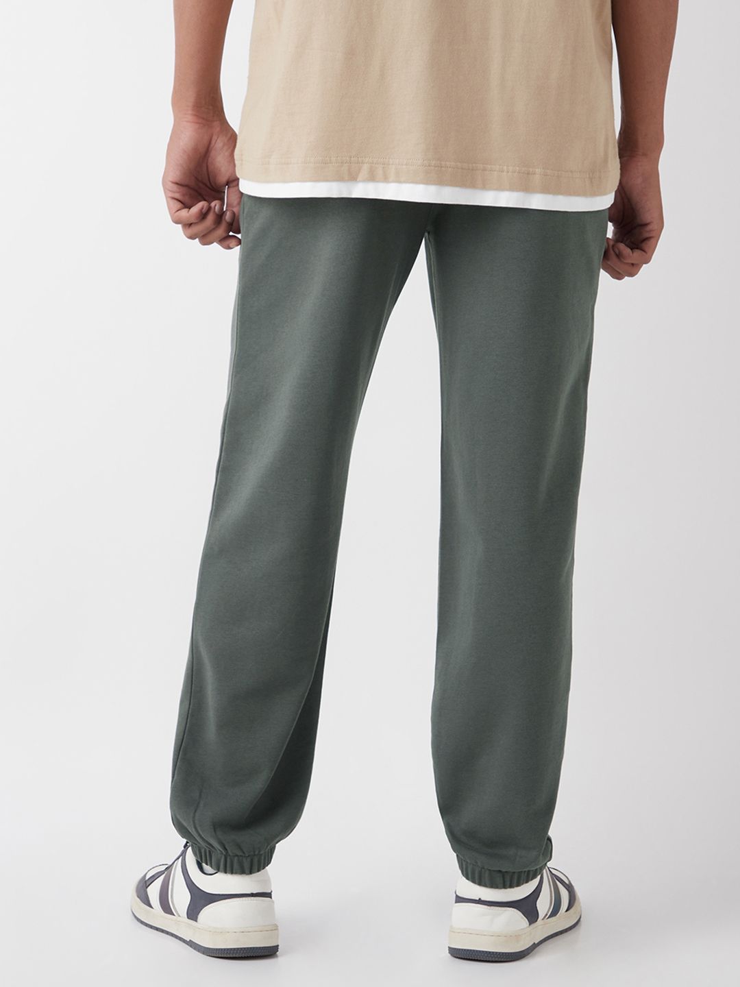 Bewakoof Men's Grey Oversized Mid Rise Joggers