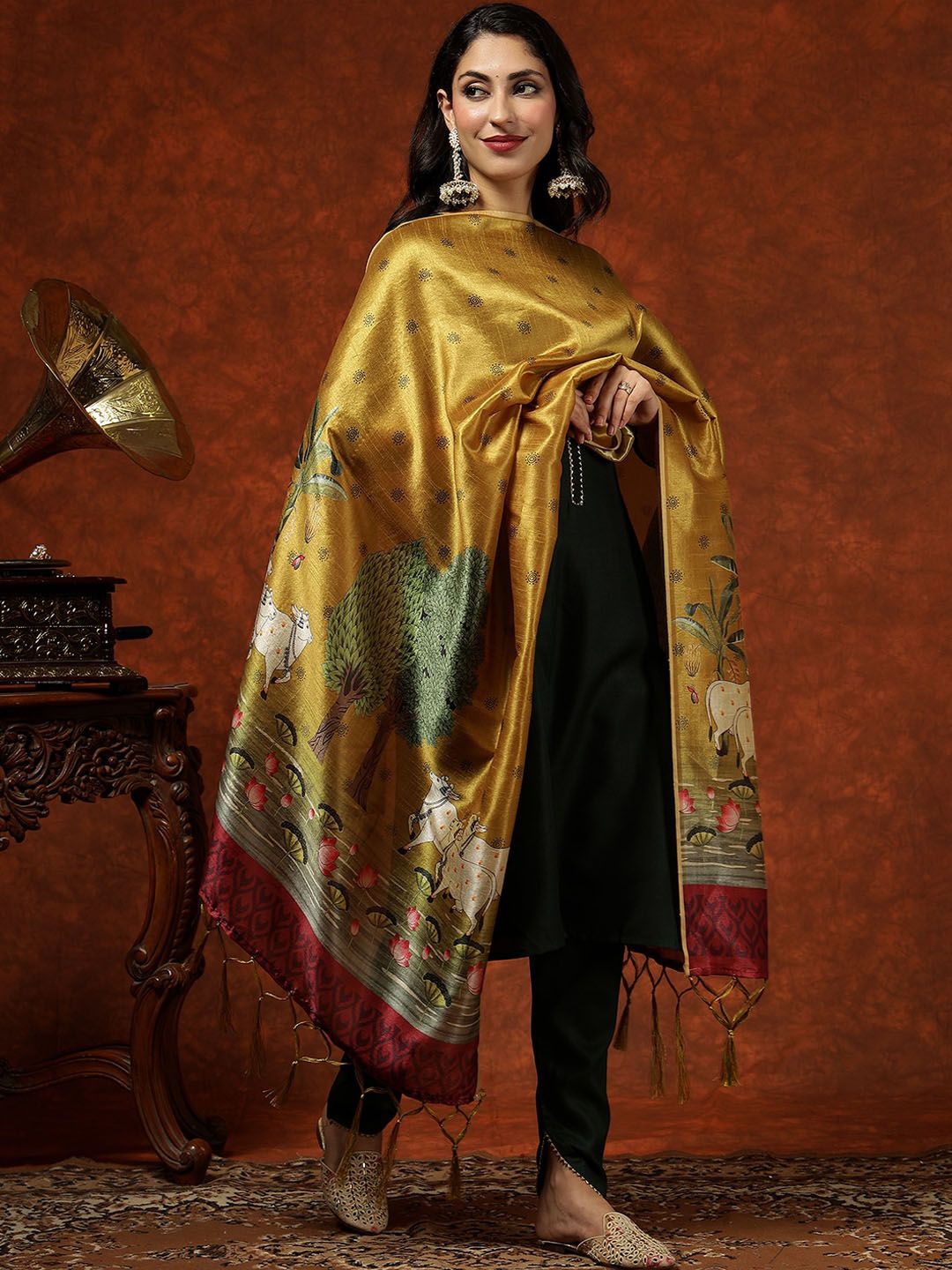 Kalini Women Straight Kurta Pant Set With Digital Print Dupatta