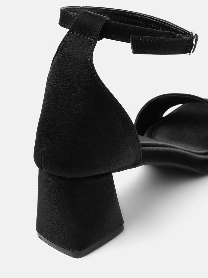 Lino Perros Mid-Top Block Heels