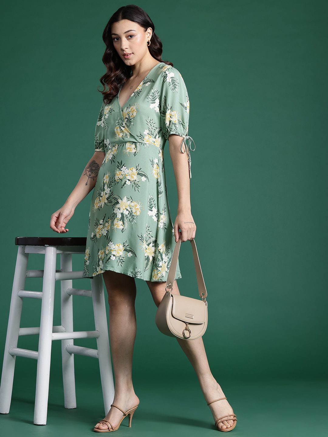 DressBerry Floral Print Puff Sleeve A-Line Dress