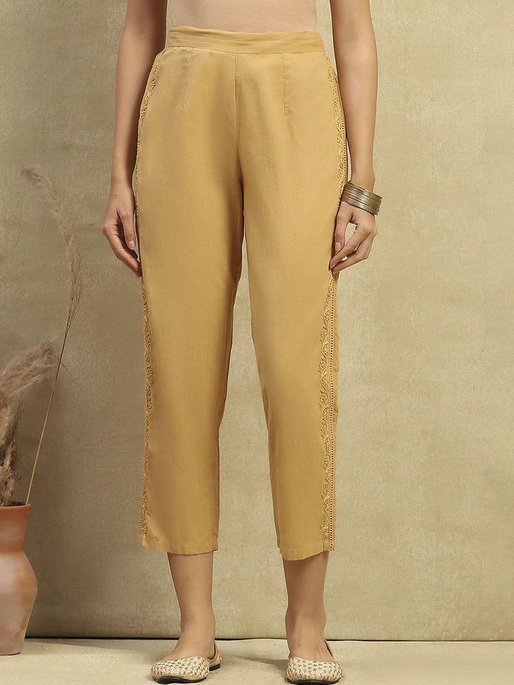 House of Chikankari Women Brown Cotton Chikankari Embroidered Pant