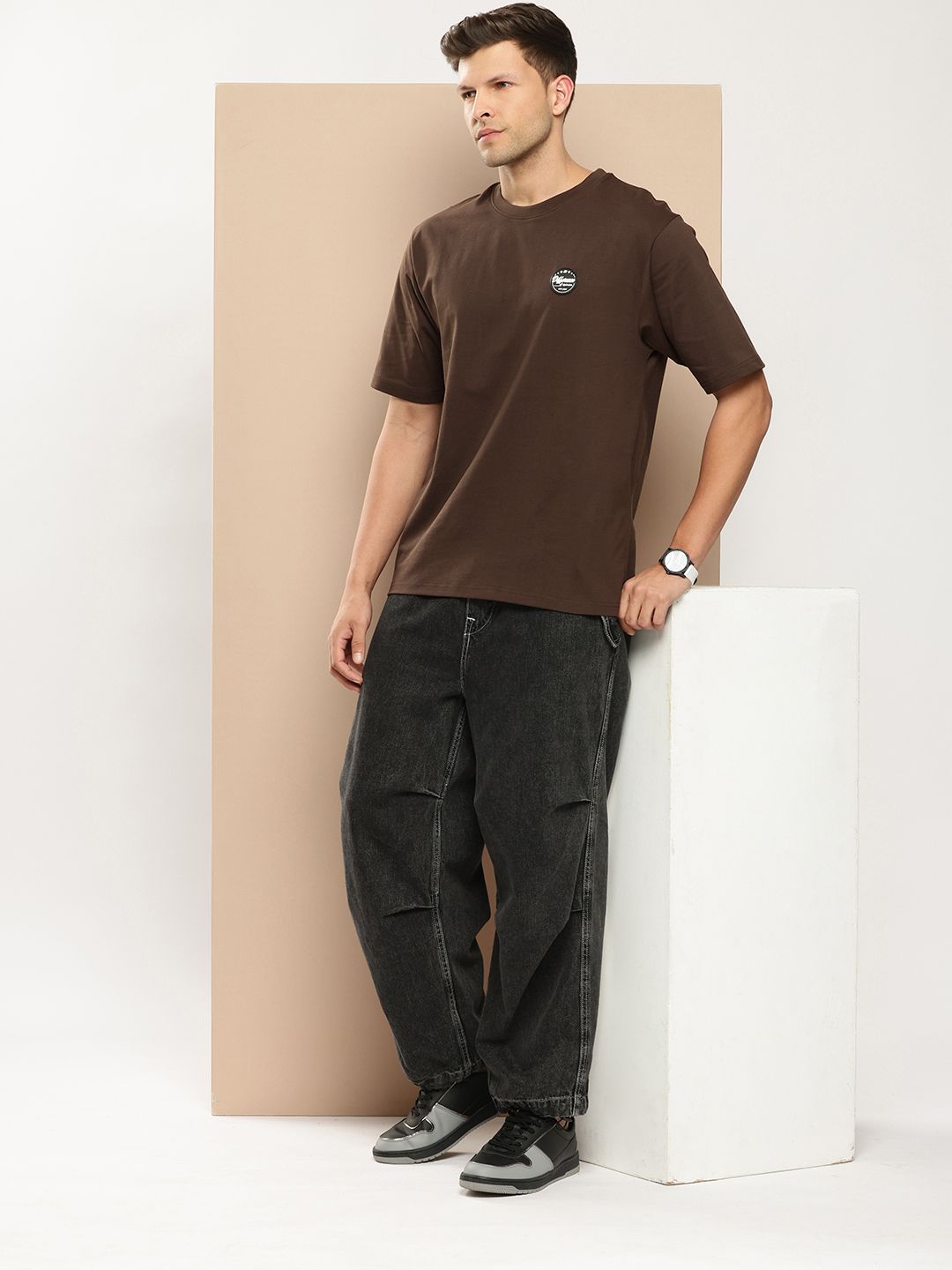 Difference of Opinion Men Printed Pure Cotton Oversized T-shirt