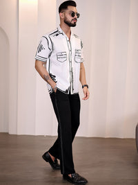 Eszett Graphic Printed Spread Collar Short Sleeves Regular Fit Pure Cotton Casual Shirt