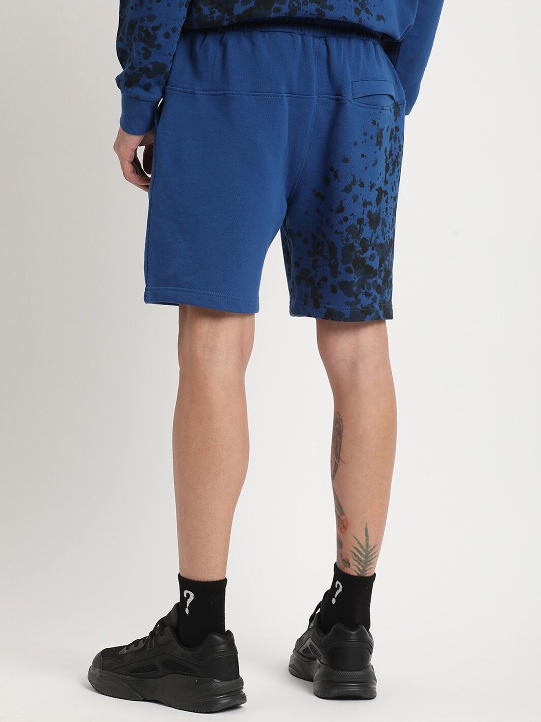 THE BEAR HOUSE Men Abstract Printed Pure Cotton Shorts
