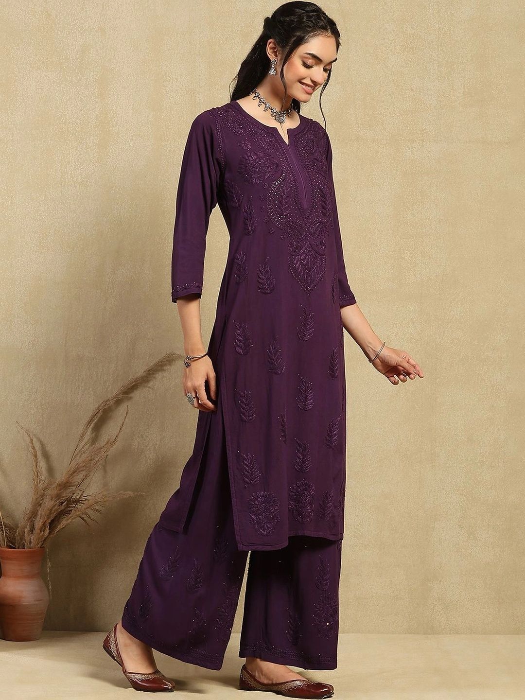 Rumah Chikankari Kurta Chikankari Biasa Wanita dengan Seluar