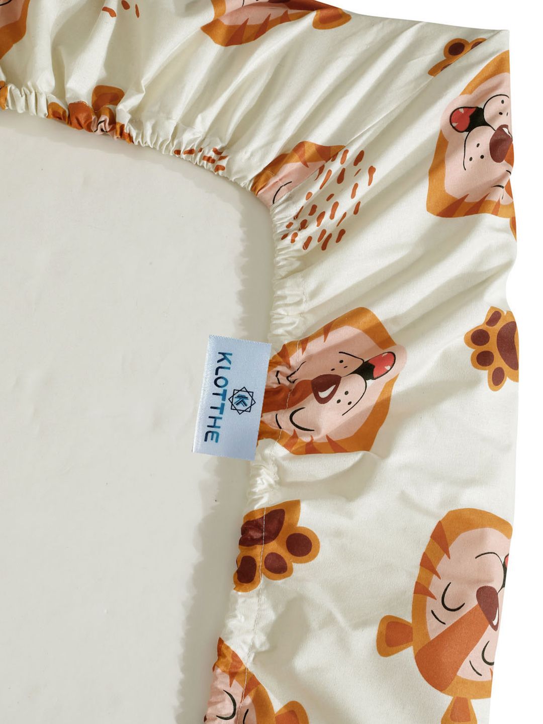 KLOTTHE Cream Cartoon Printed Fitted 400 TC Cotton King Bedsheet & 2 Pillow Covers