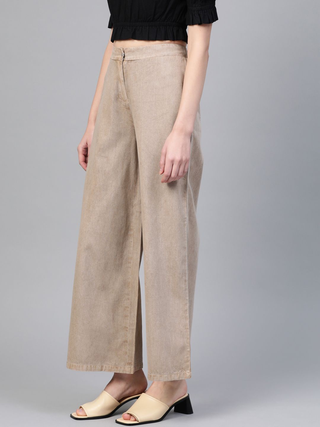SASSAFRAS Women Beige Regular Fit Solid Denim Parallel Trousers
