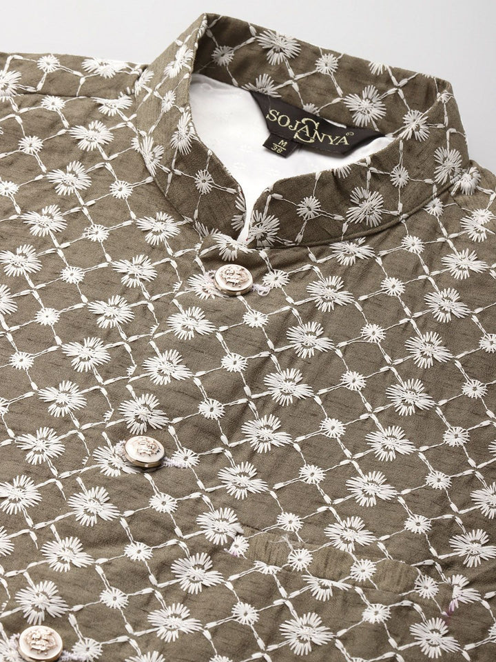 SOJANYA Lelaki Motif Etnik Biru Sulam Benang Kerja Kurta dengan Churidar