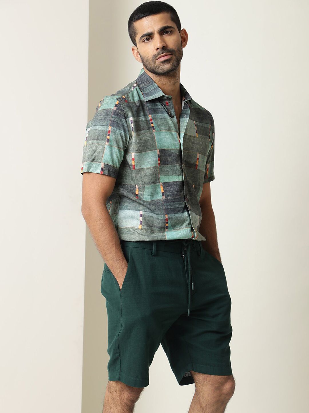 RARE RABBIT Men Pinto Slim Fit Mid-Rise Cotton Shorts