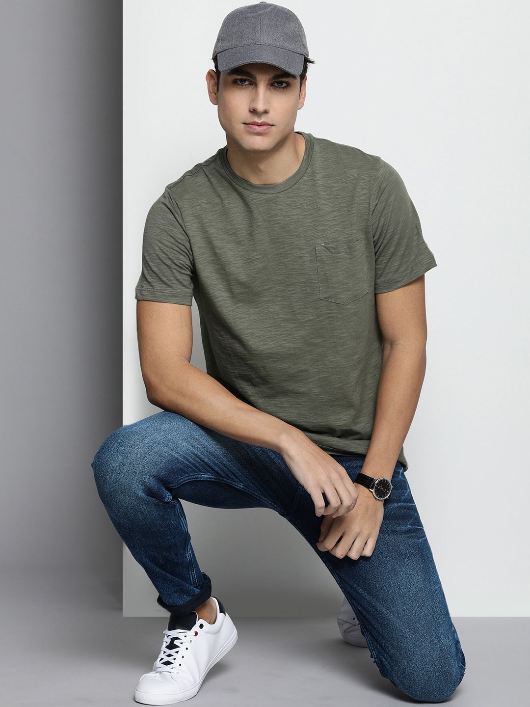 The Indian Garage Co Men Navy Blue Slim Fit Heavy Fade Stretchable Jeans