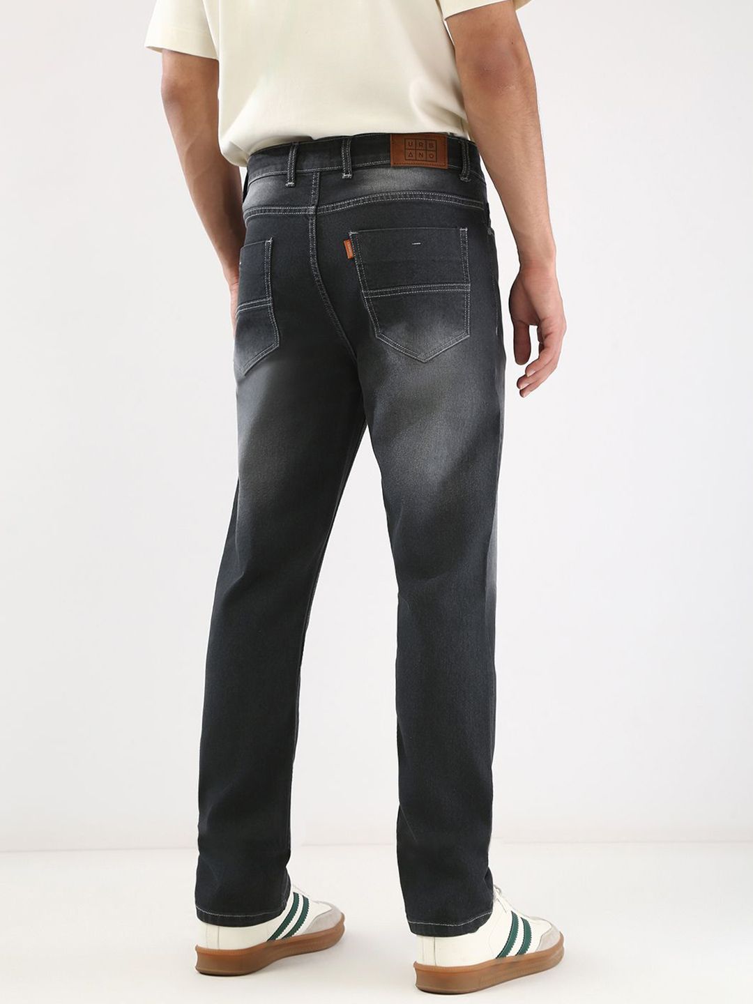 Urbano Fashion Men Dark Grey Straight Fit Washed Jeans