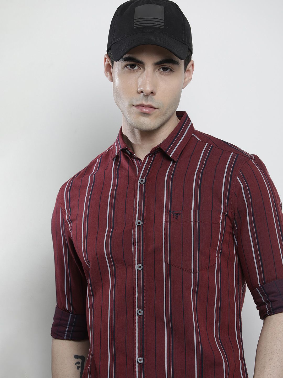 The Indian Garage Co Men Striped Casual Shirt
