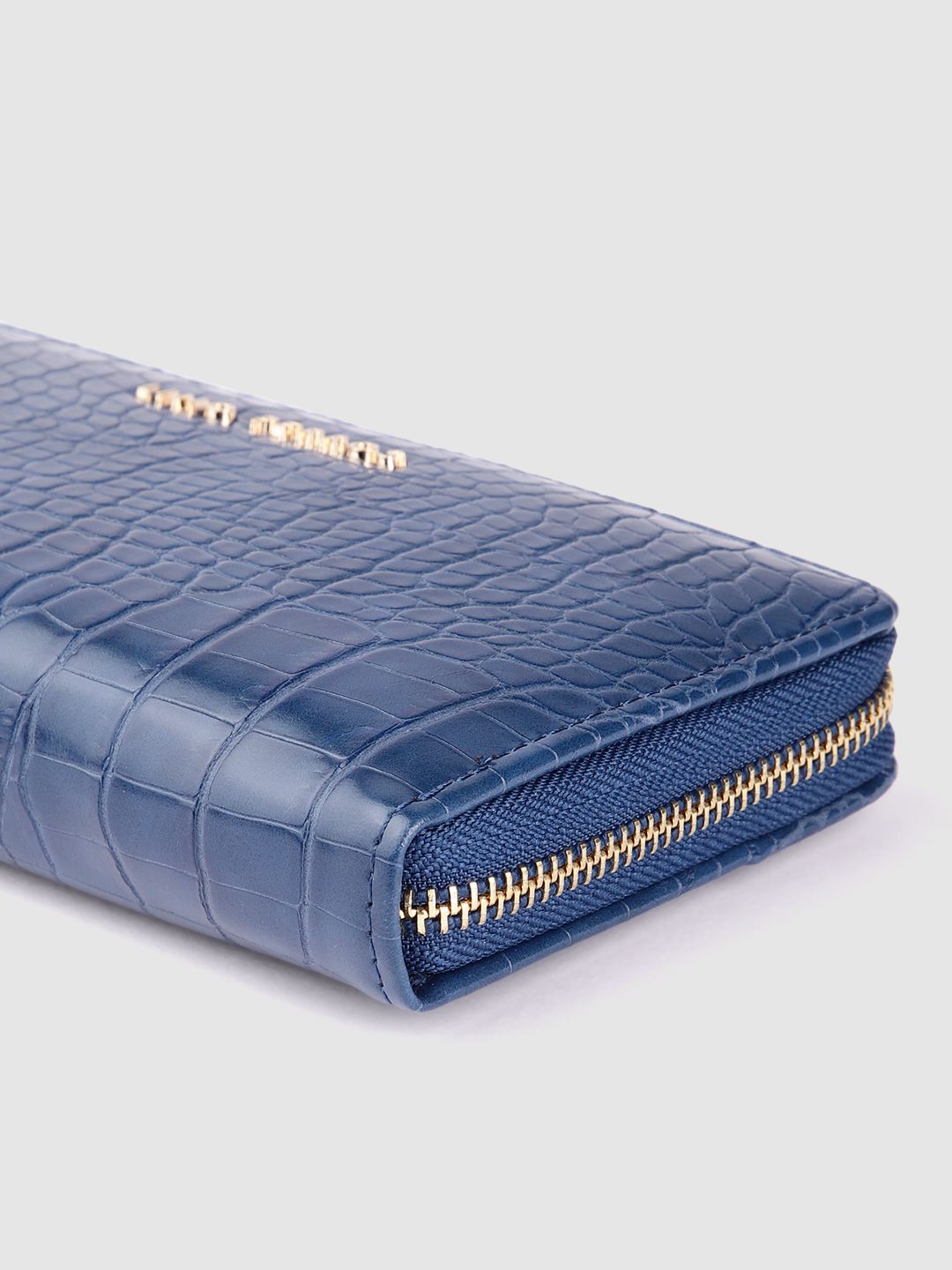 Lino Perros Women Croc Textured Zip Around Wallet