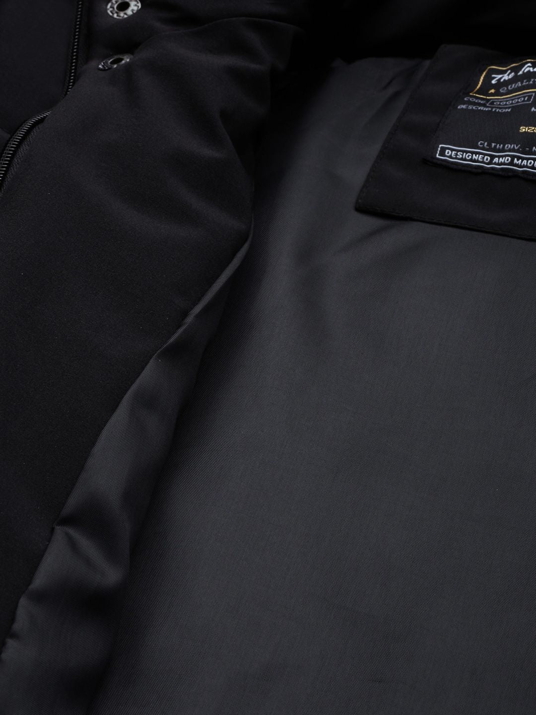 The Indian Garage Co Men Typographic Print Slim Fit Puffer Jacket with Detachable Hood