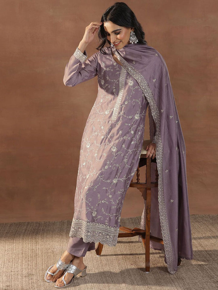 Libas Women Floral Embroidered Regular Sequinned Kurta with Trousers & With Dupatta