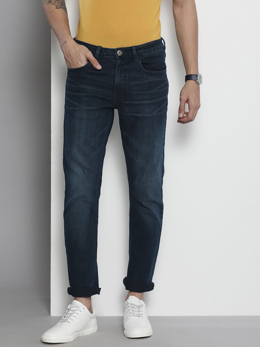 The Indian Garage Co Men Slim Straight Fit Light Fade Jeans