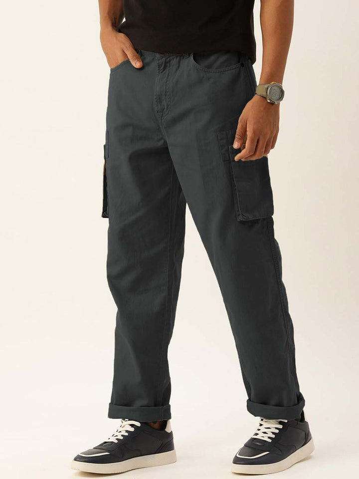 Bene Kleed Men Straight Fit Pure Cotton Cargos Trousers