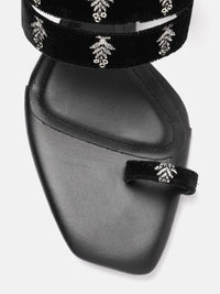 House of Pataudi Floral Embroidered Slim Heels