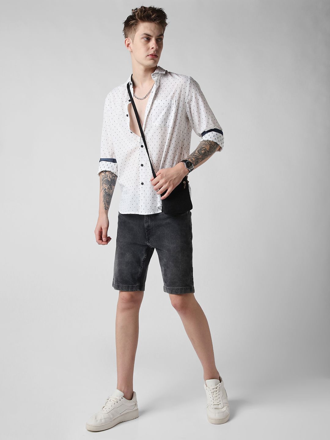 VASTRADO Men Classic Slim Fit Opaque Printed Casual Shirt