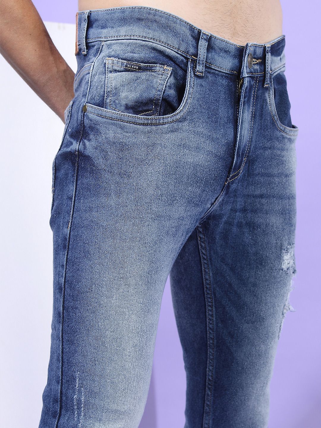 HIGHLANDER Men Blue Tapered Fit Mildly Distressed Heavy Fade Jeans