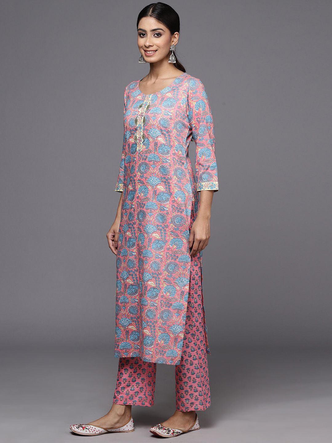 Libas Women Floral Printed Gotta Patti Pure Cotton Kurta with Trousers & With Dupatta