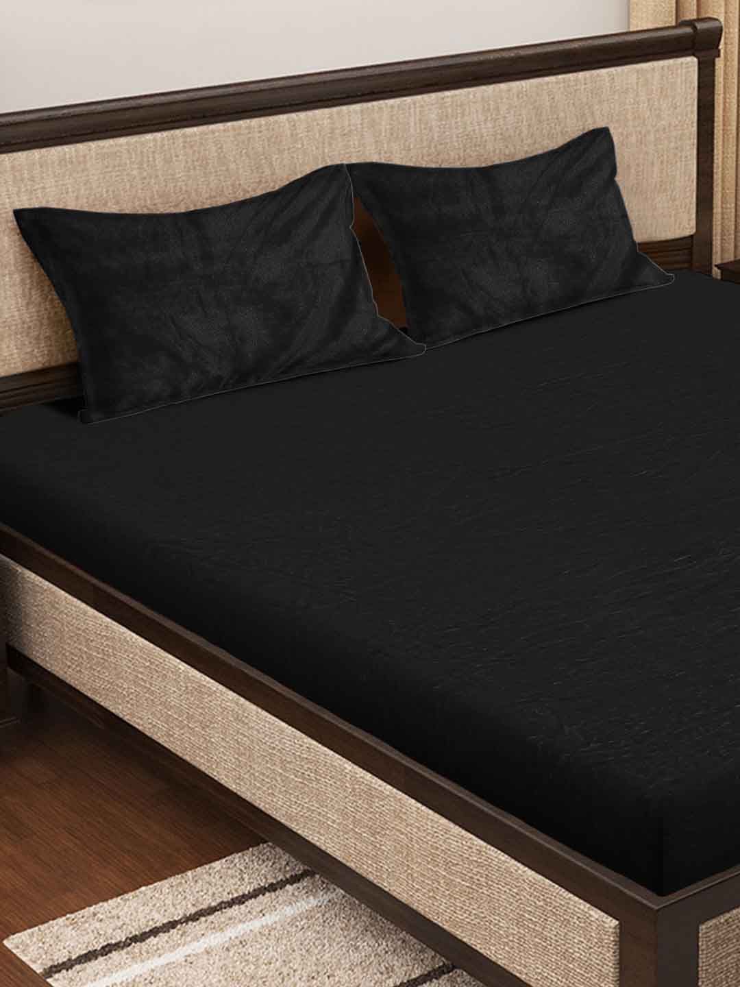 KLOTTHE Black Solid Dilengkapi Cadar King Bulu 400 TC Dengan 2 Sarung Bantal