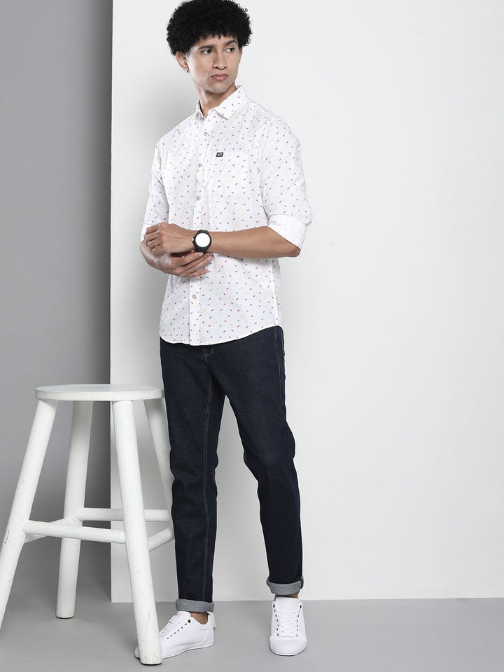 The Indian Garage Co Men White & Red Printed Pure Cotton Casual Shirt