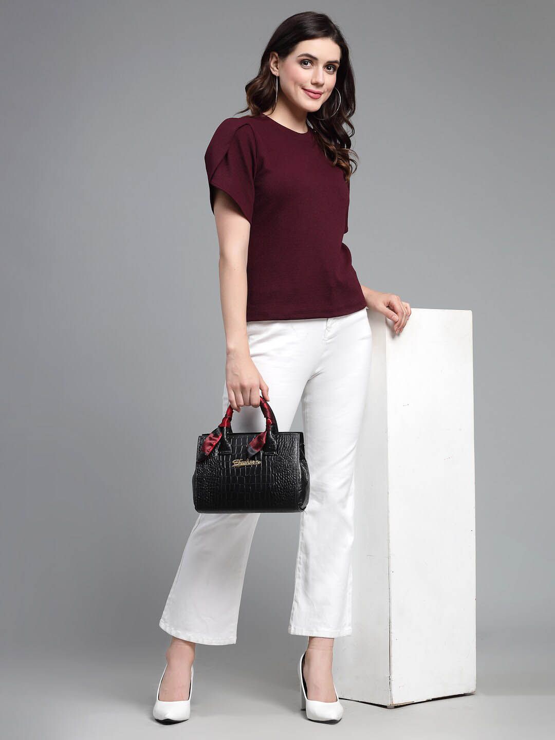 Style Quotient Round Neck Puff Sleeves Top