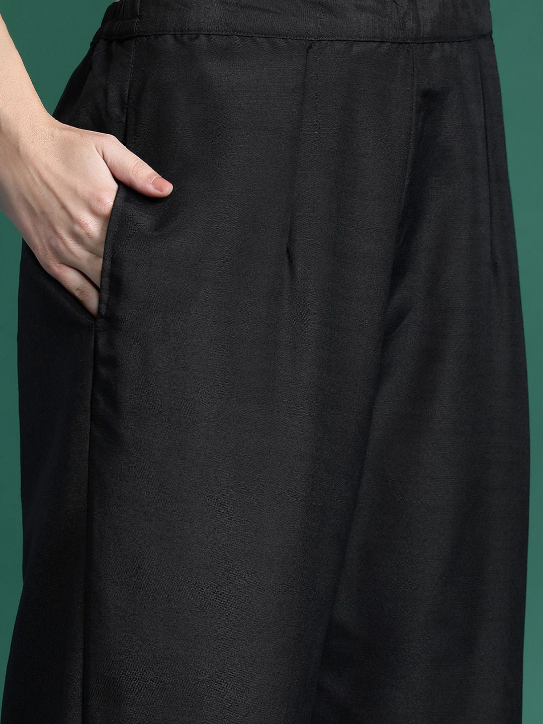 Indo Era Floral Yoke Design Thread Work Kurta With Trousers & Dupatta