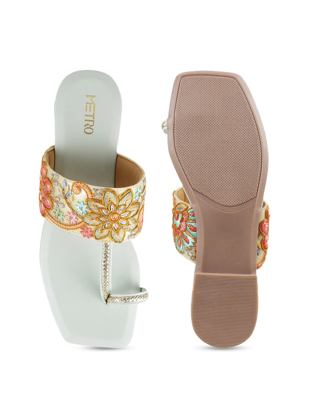 Metro Women Green Embellished One Toe Flats