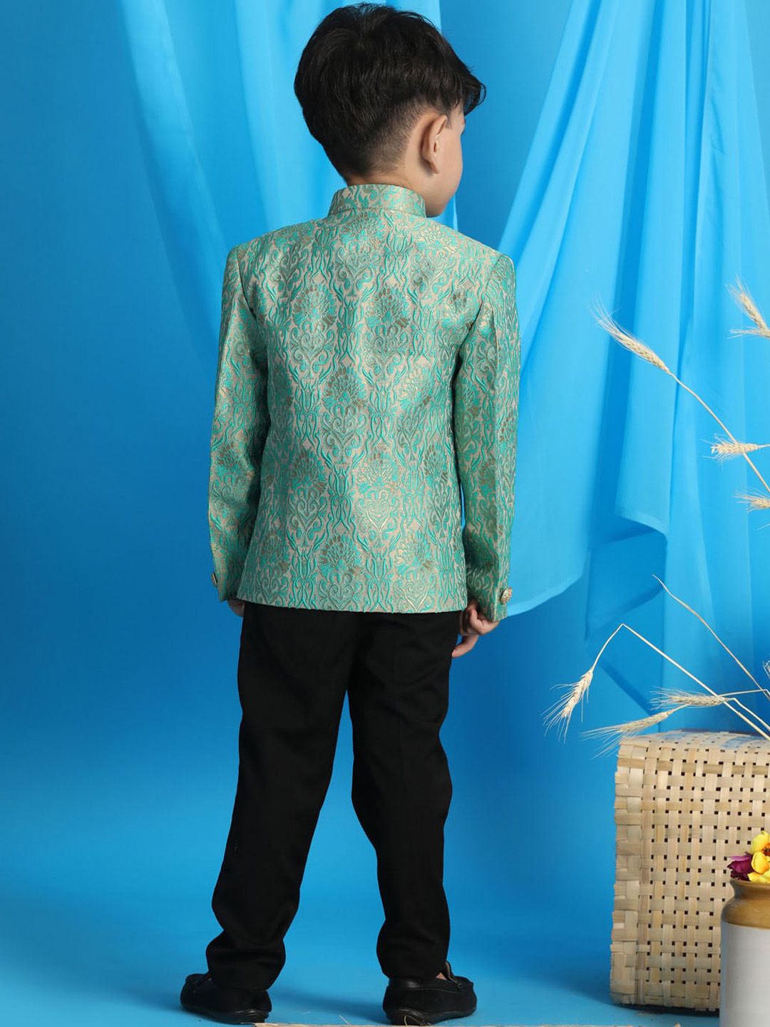 VASTRAMAY Boys Self-Designed Single Breasted Bandhgala Blazer