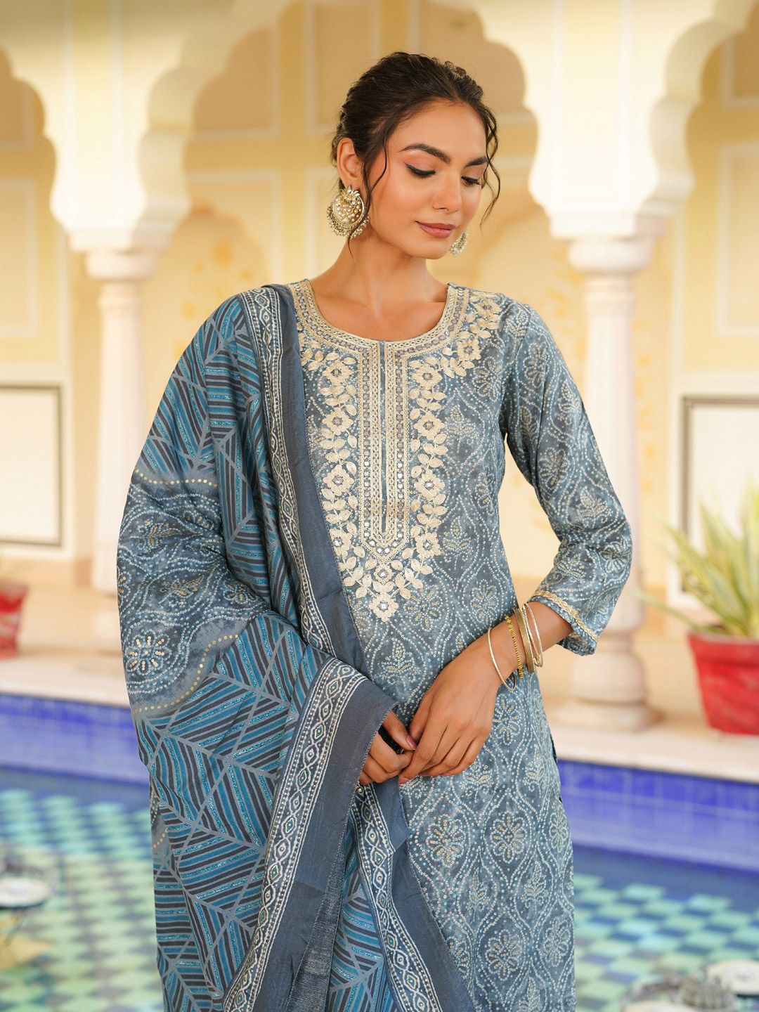 KALINI Floral Printed Regular Kurta With Trousers & Dupatta