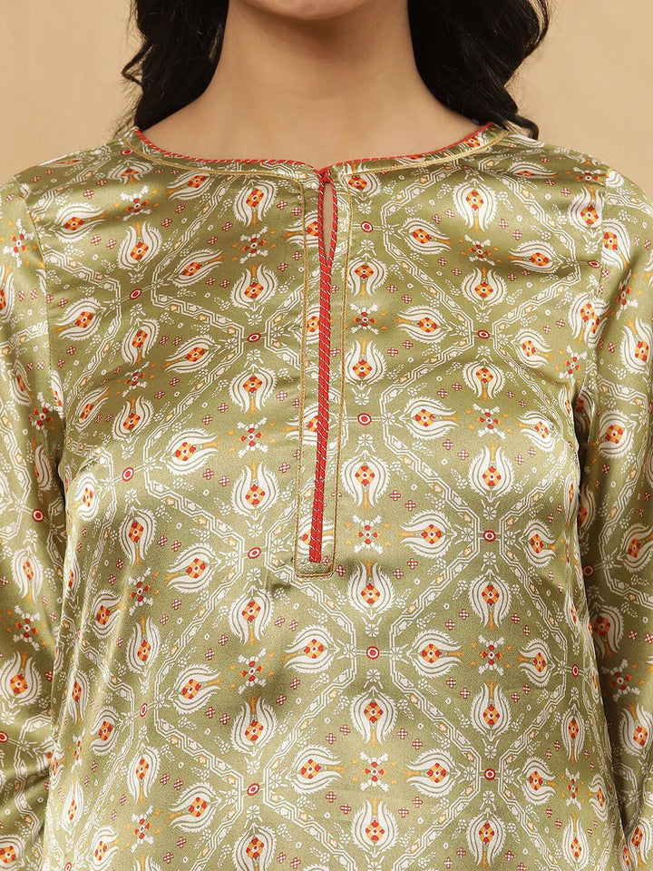 W Ethnic Motifs Printed Regular Kurta with Trouser