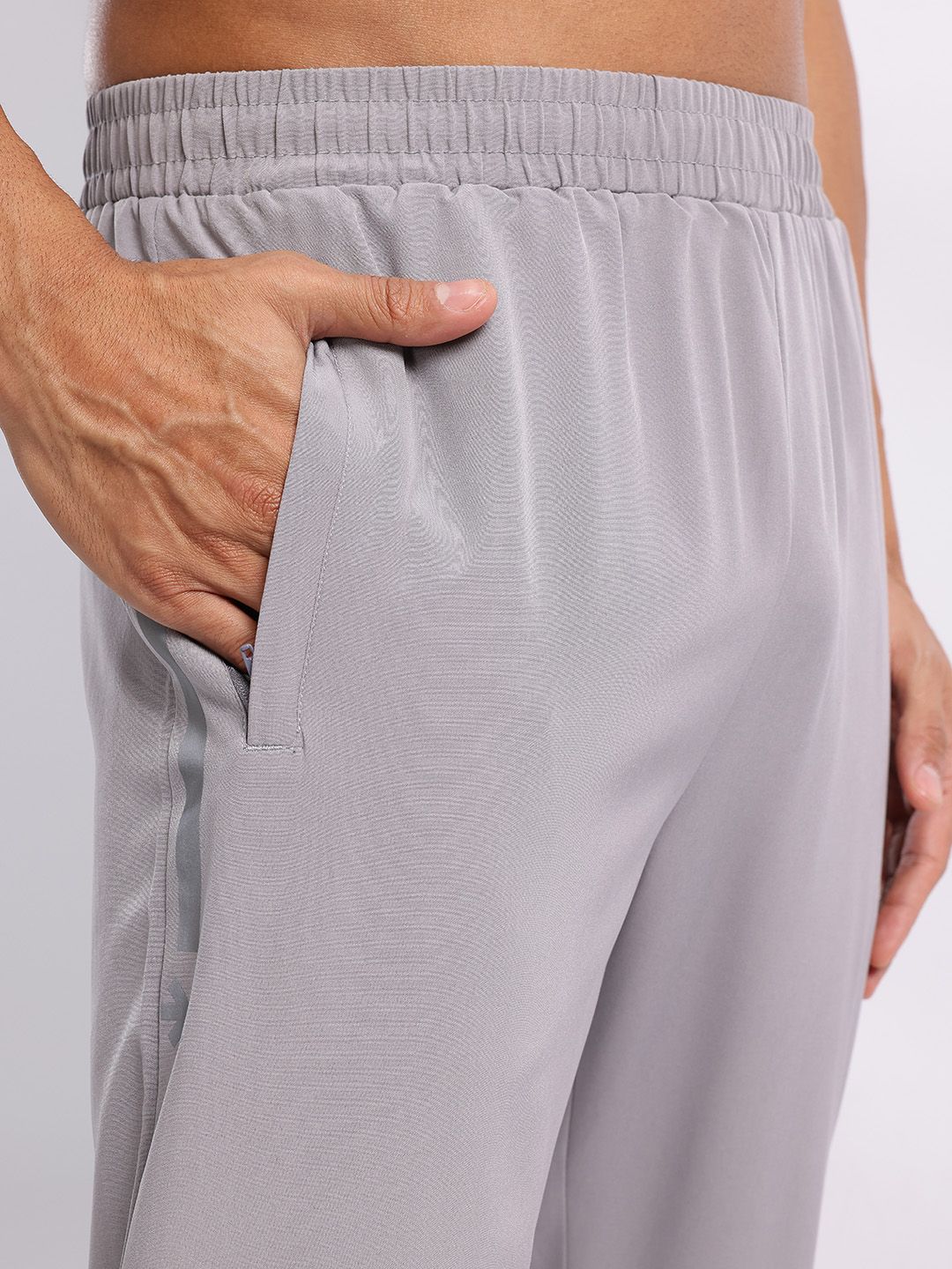 HRX oleh Hrithik Roshan Men berjalan seluar trek