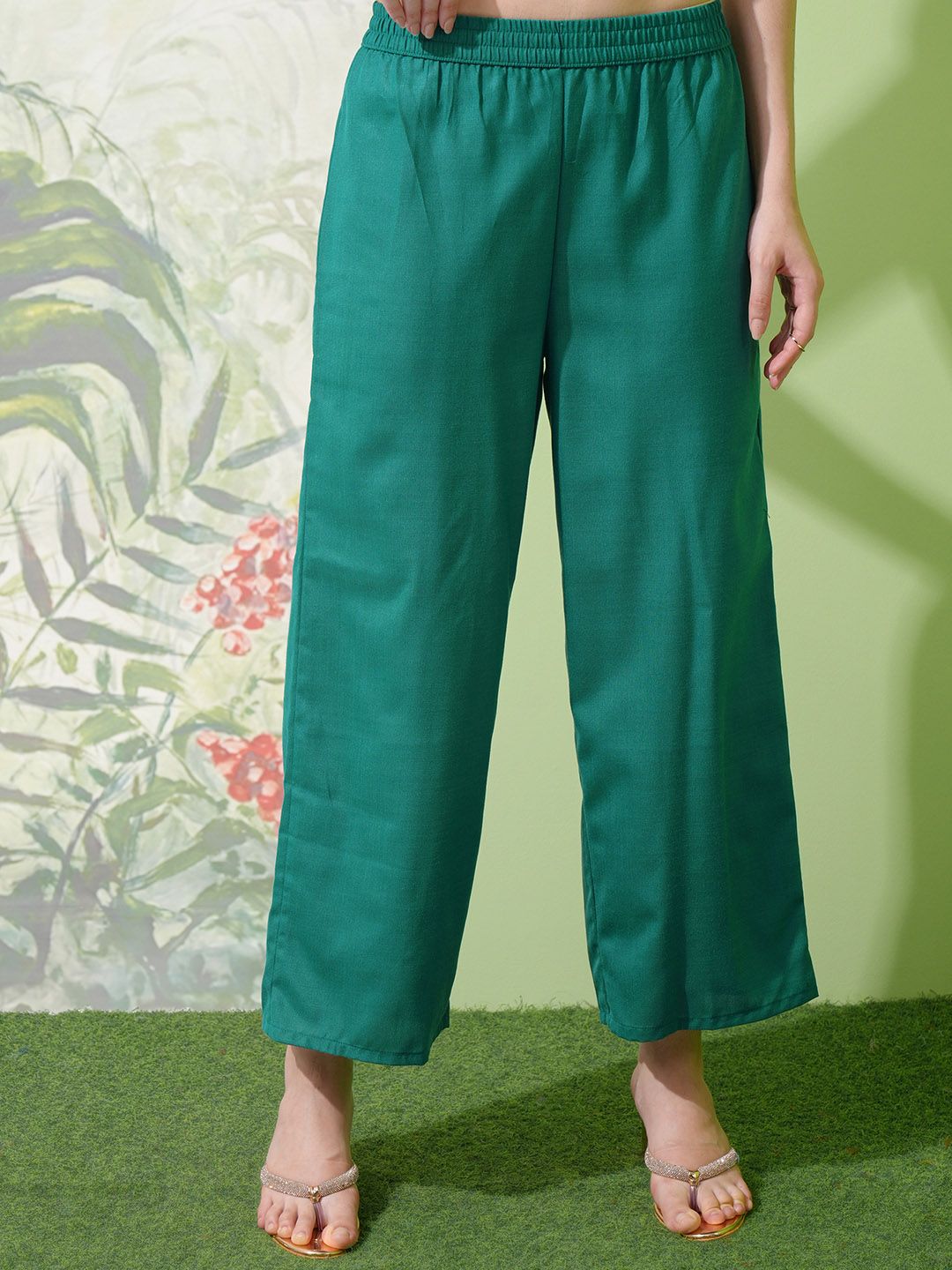 Vishudh Green & Gold Toned Round Neck Embellished Straight Kurta & Palazzos With Dupatta