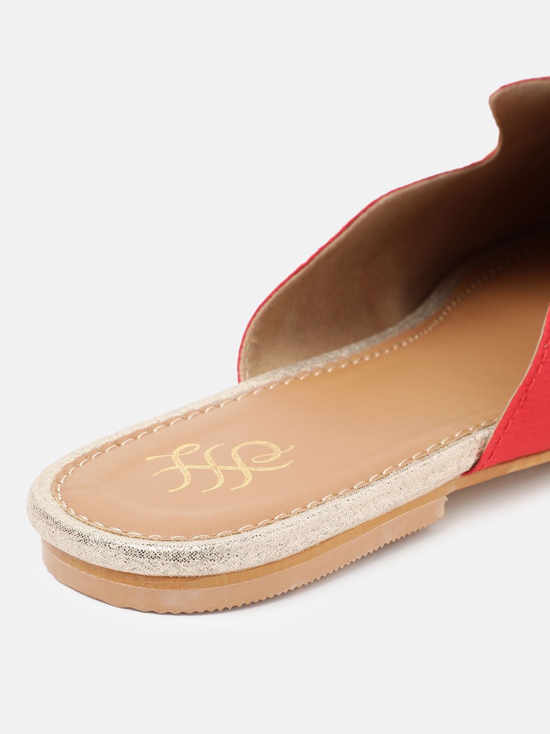 House of Pataudi Women Ethnic Embellished Mules