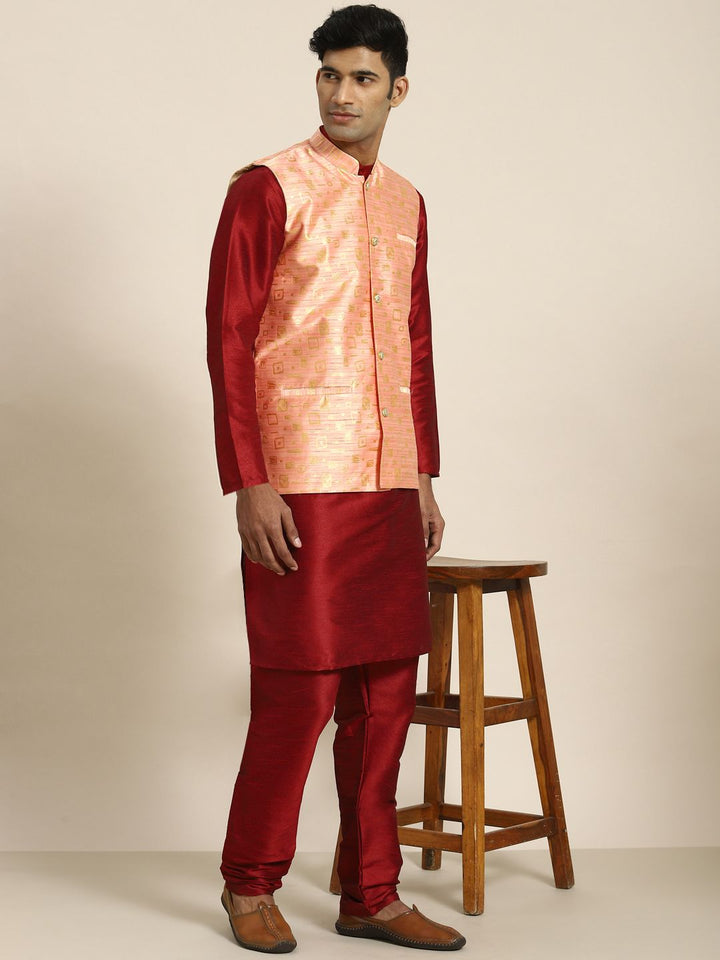 SOJANYA Kurta Rekaan Tenunan Lelaki dengan Churidar dengan Jaket Nehru