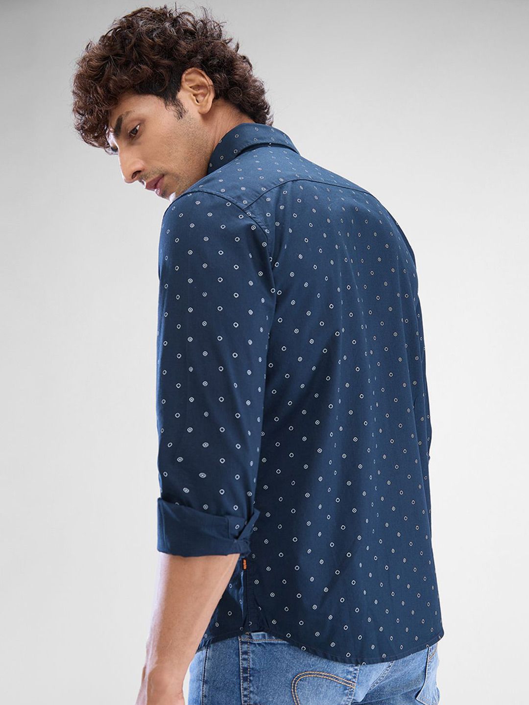 SPYKAR Men Slim Fit Opaque Printed Casual Shirt