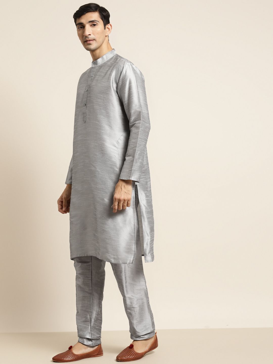SOJANYA Kurta Lelaki Kelabu & Merah Jambu dengan Piyama & Jaket Nehru Bersulam