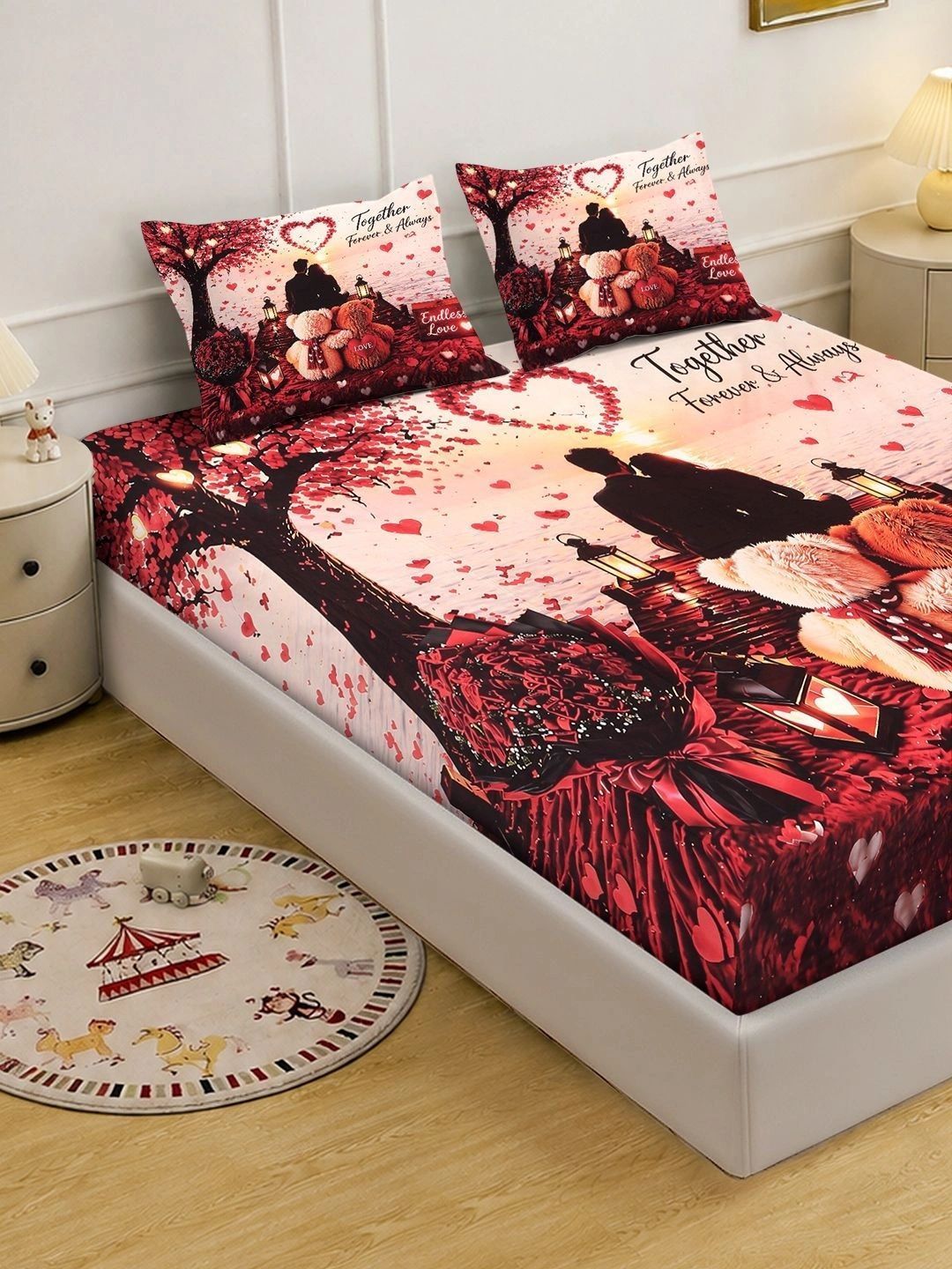 KLOTTHE Red & White Conversational 400 TC King Bedsheet with 2 Pillow Covers
