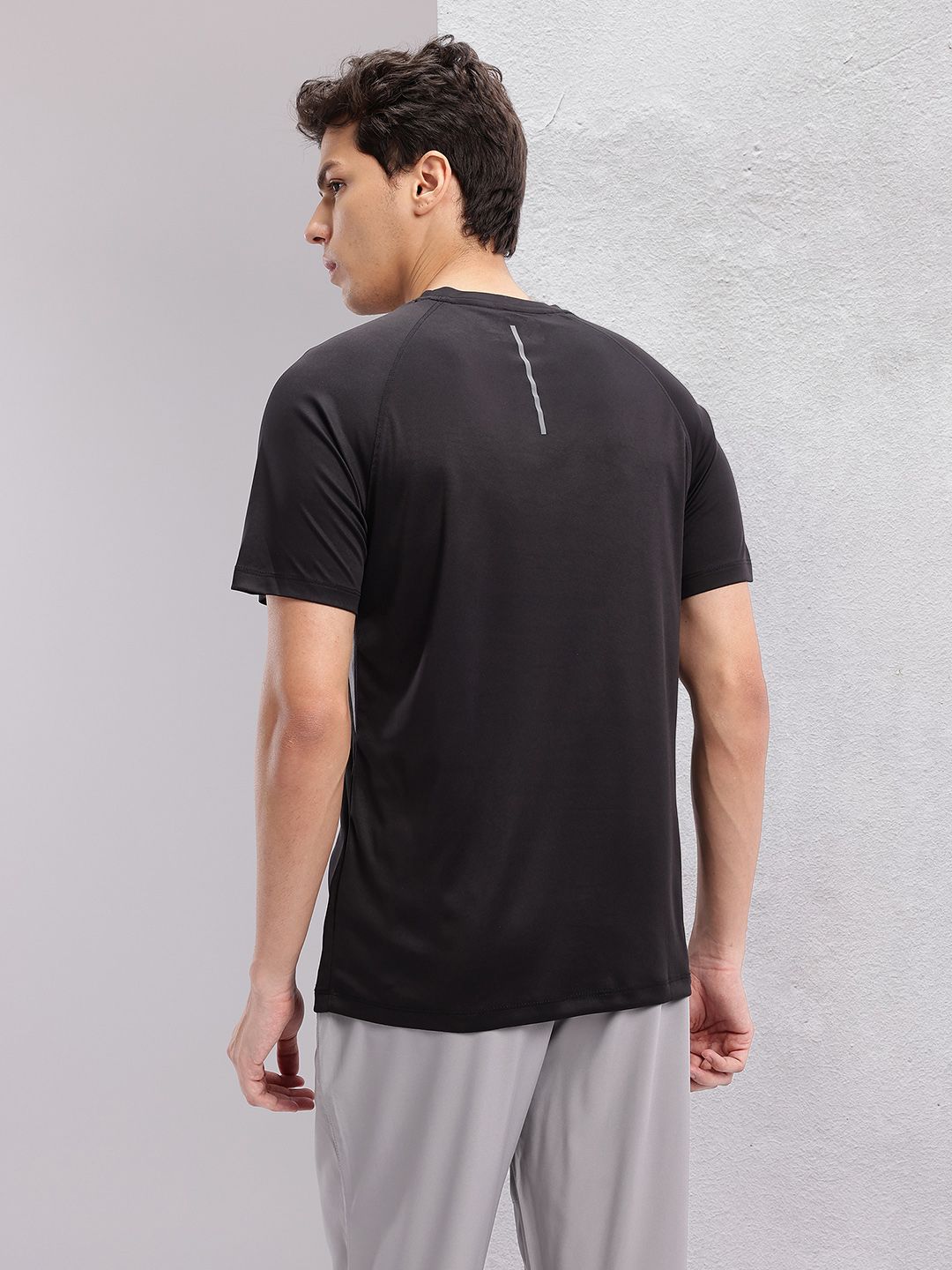 HRX by Hrithik Roshan Men Typography Printed Colourblocked Rapid-Dry Training T-shirt