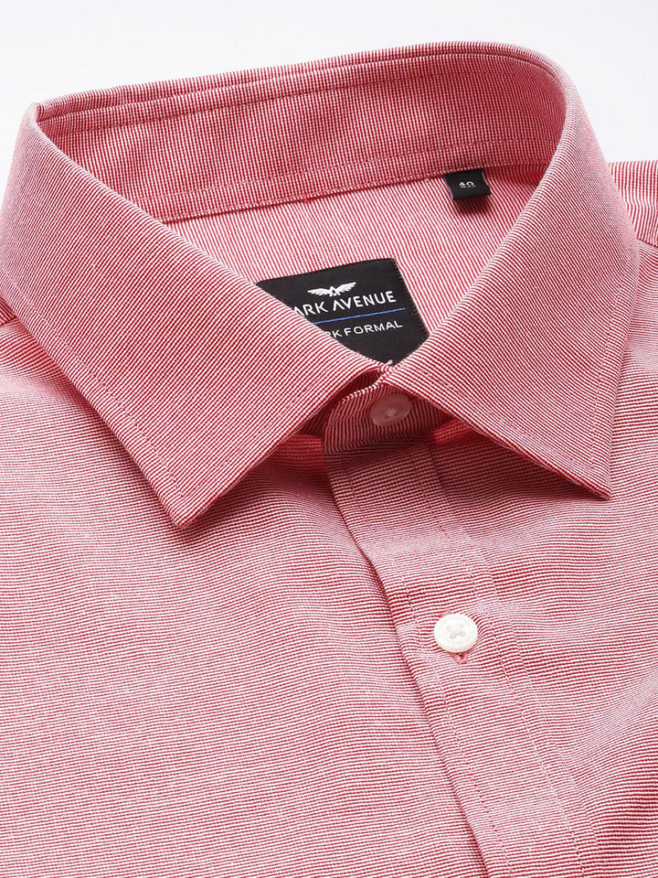 Park Avenue Self Design Slim Fit Textured Formal Shirt