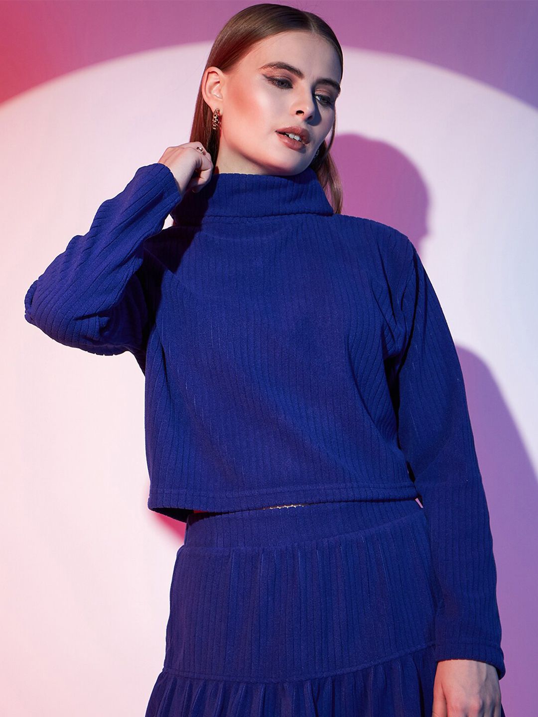 STREET 9 Knitted High Neck Crop Top