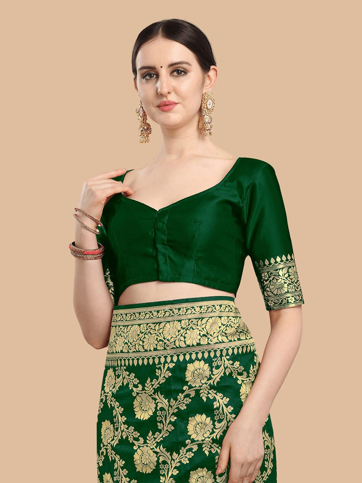 KALINI Green & Gold-Toned Woven Design Silk Blend Banarasi Saree