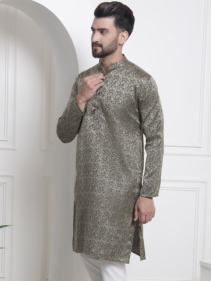 SOJANYA Ethnic Motifs Woven Design Mandarin Collar Straight Kurta