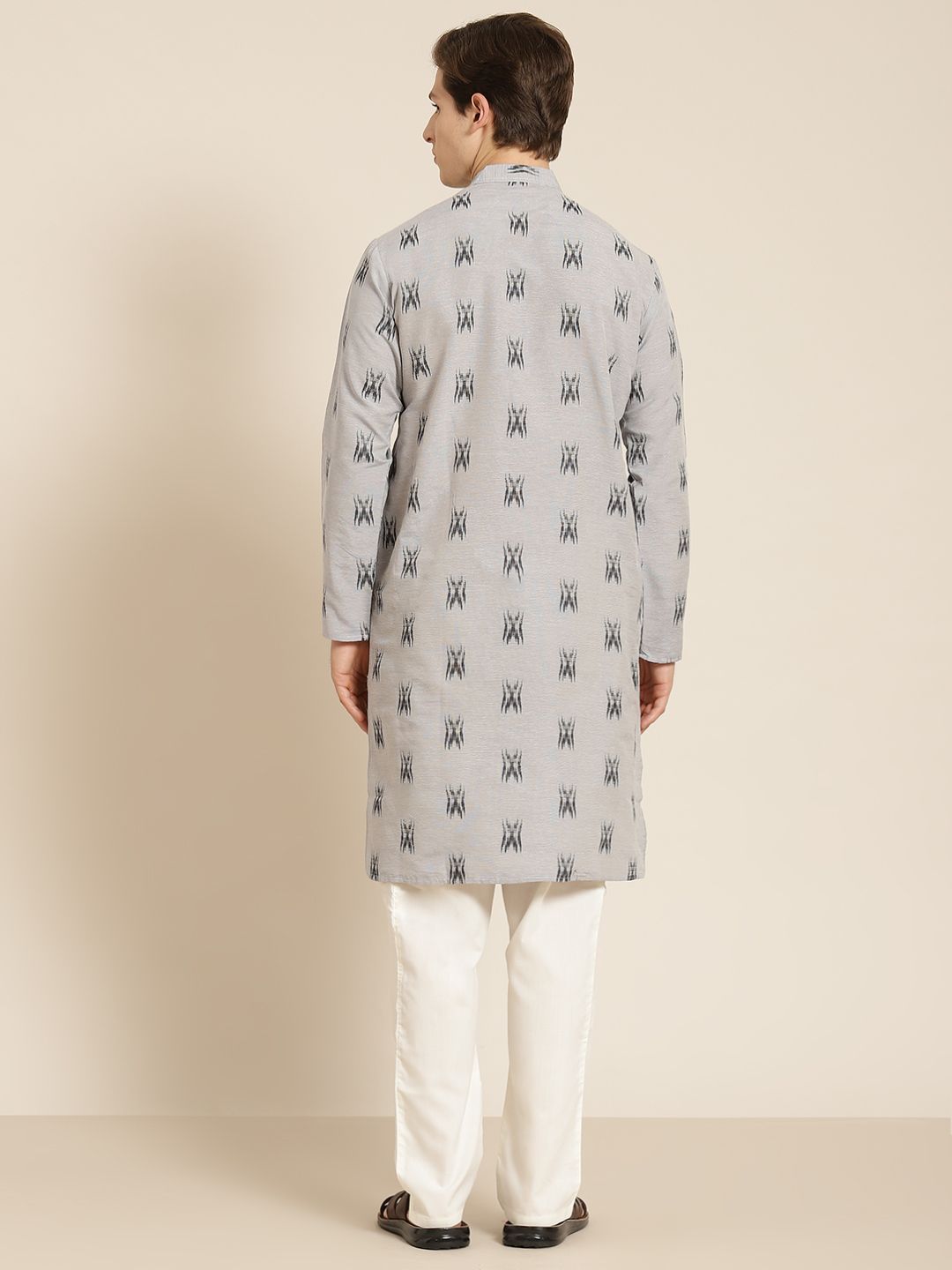 SOJANYA Lelaki Grey & Black Pure Cotton Self Design Kurta