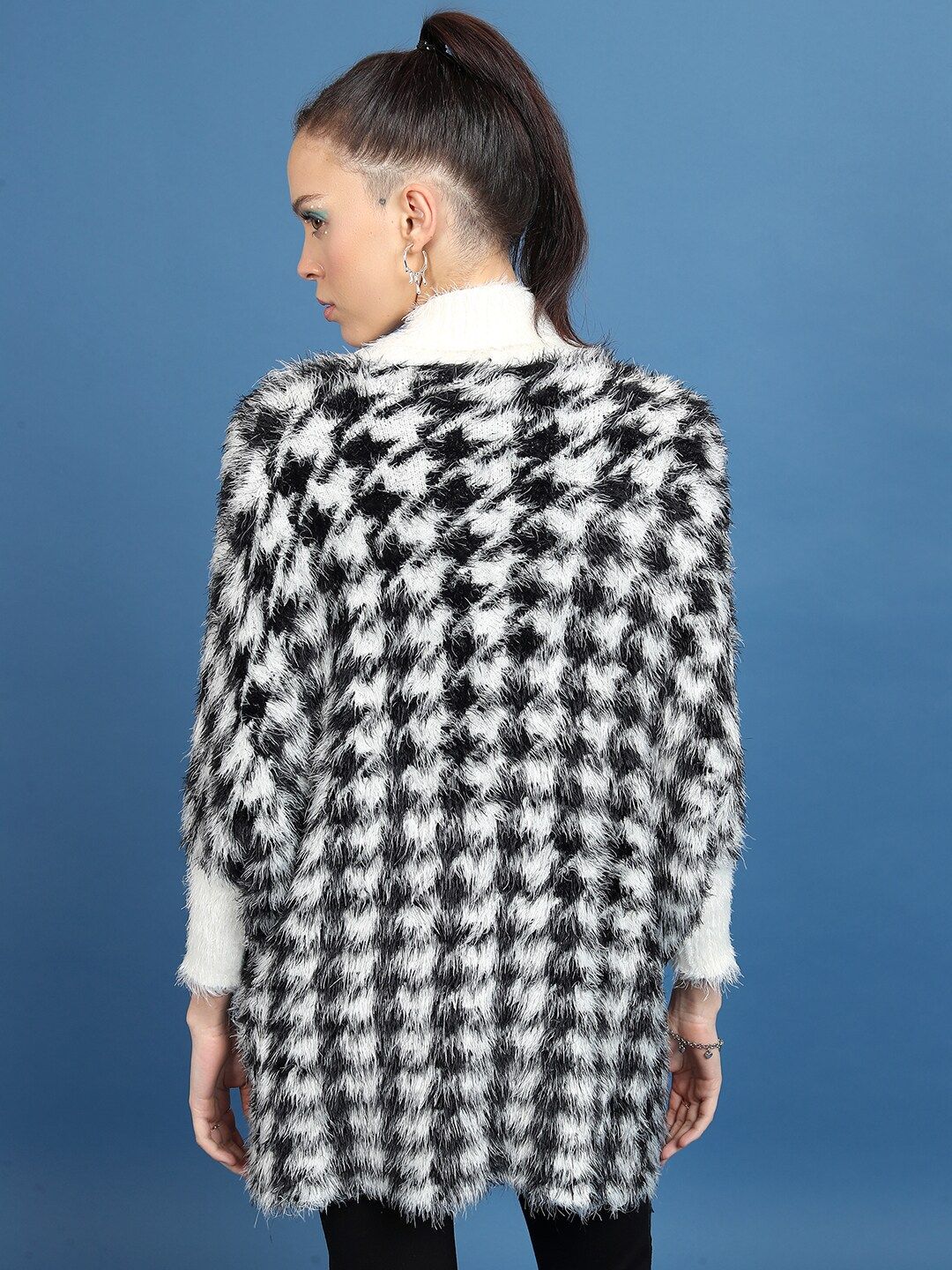 Tokyo Talkies Black Geometric Printed Fuzzy Acrylic Cardigan Sweater